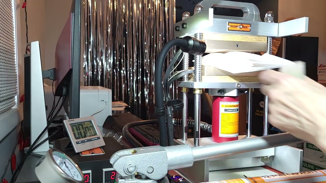 Pressing rosin from trim and shake on my dab press 12 ton