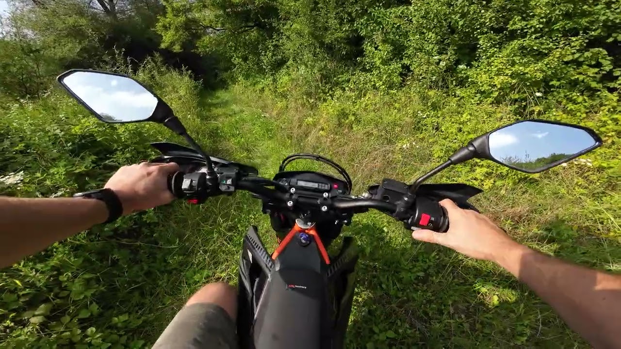 KTM SMC690R VS BMW FUNDURO F650 #4