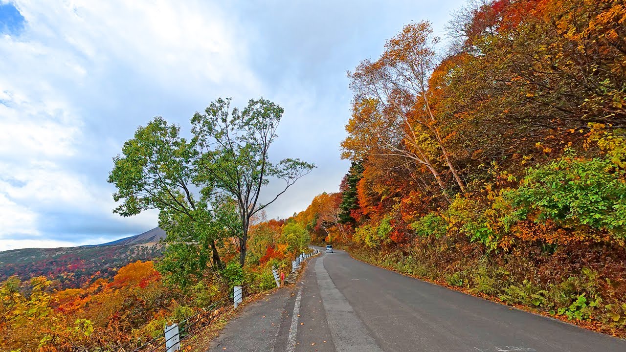 磐梯吾妻スカイラインと裏磐梯の美しい山道をドライブ　Driving along the Bandai-Azuma Skyline in autumn