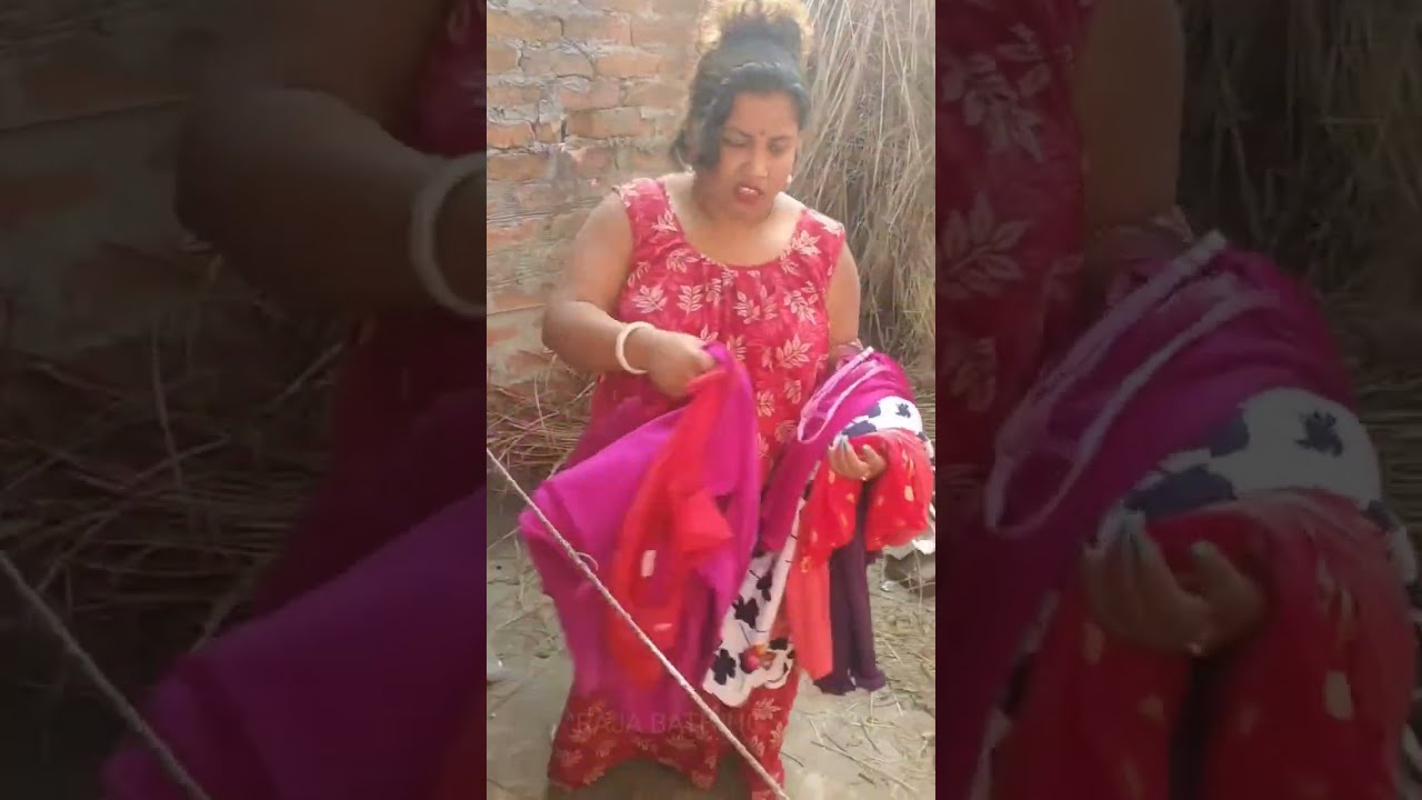 সুন্দরী বৌদি নাভি দেখাচ্ছে | Bathing VOLG | Bathing House | WifeDailyvlog |Tongo Volg