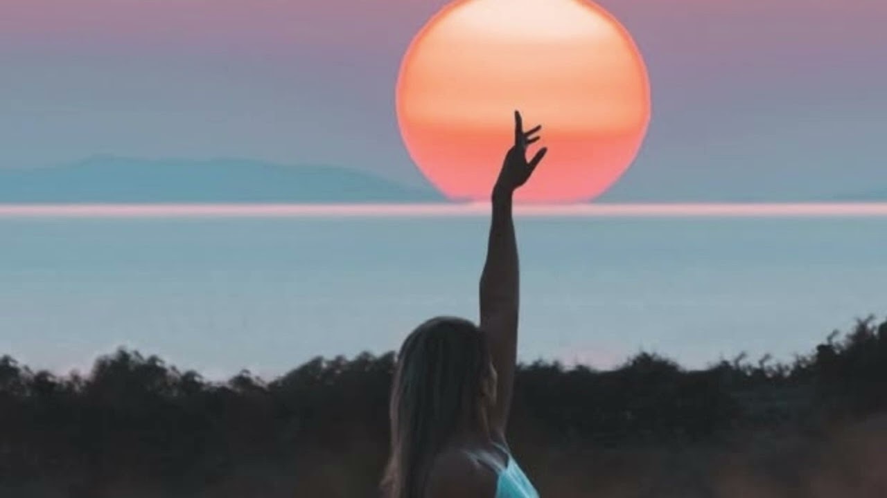 Birds Of Mind ft. Ramyen & Juliann ---- Long Kiss Goodnight