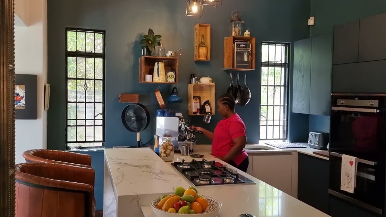 10 Bedroom House For Sale in Craighall Park, Johannesburg