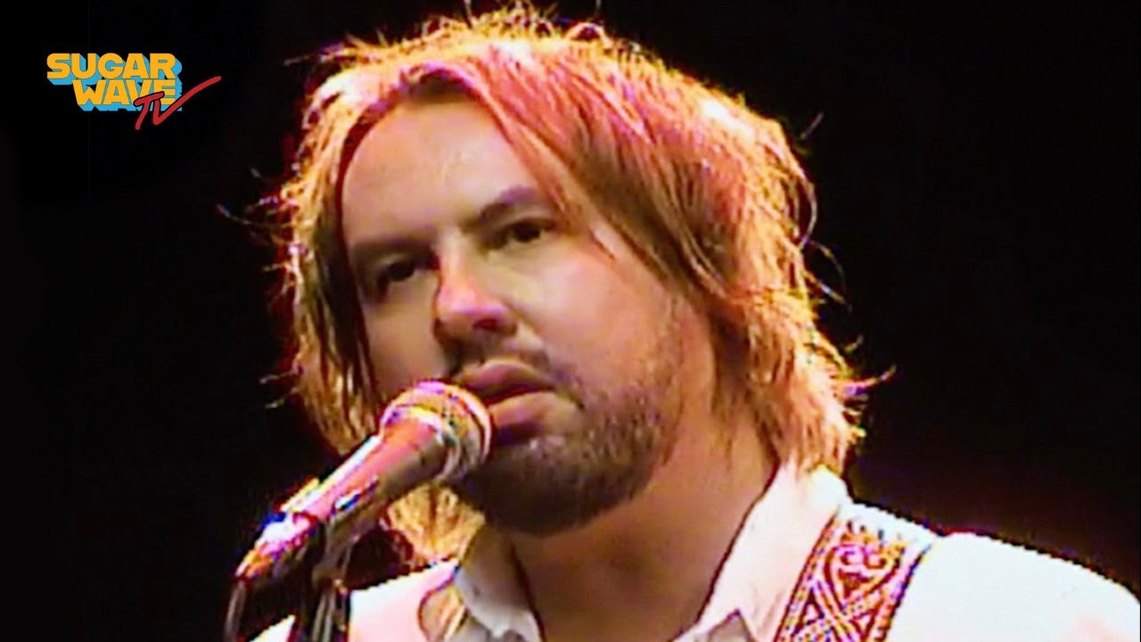 Coyle Girelli  - So Predictable (Sugarwave TV) (Performance Video)