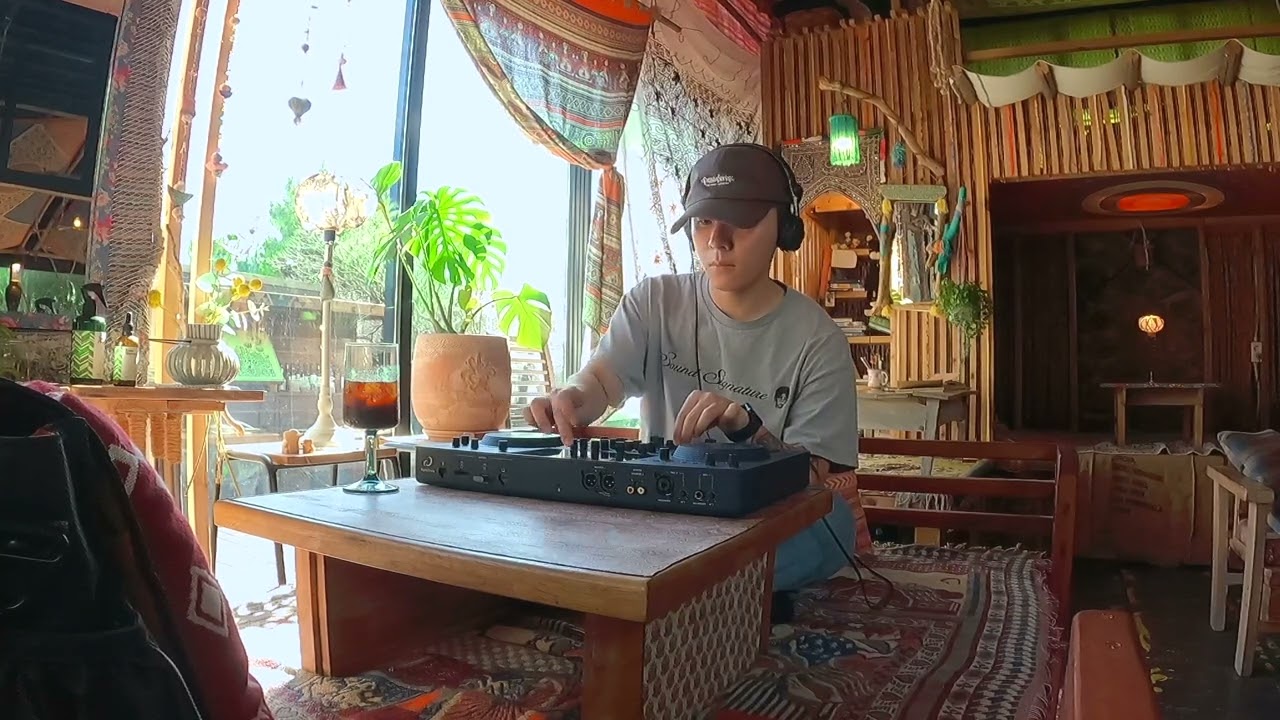 하우스 음악 믹셋 ㅣ제주 BOHO 카페에서~