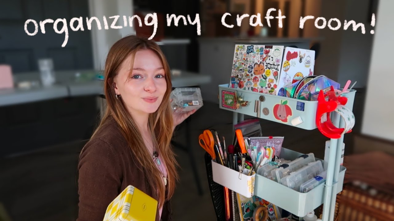 organize my craft room with me! +craft tour