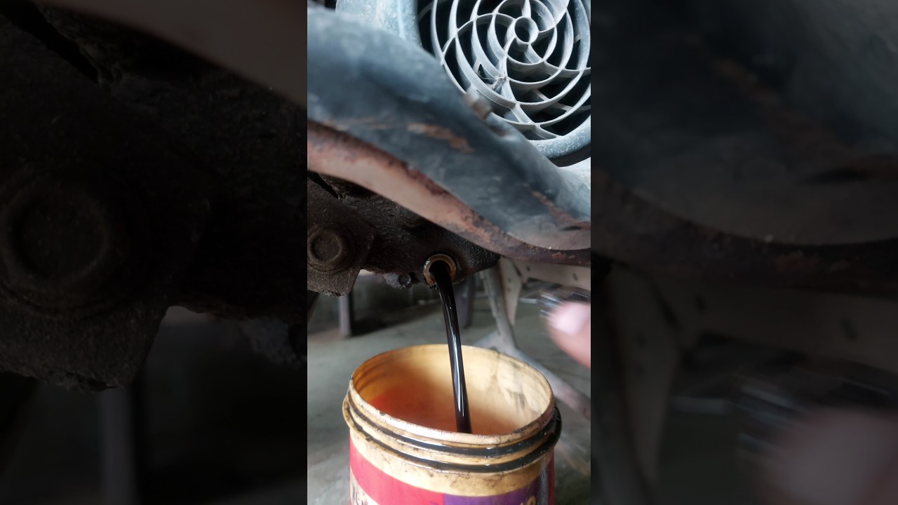 Activa 5G Oil Drain | Activa Drain Oil | Oil Drain #AgraYouTuber #agra #shorts