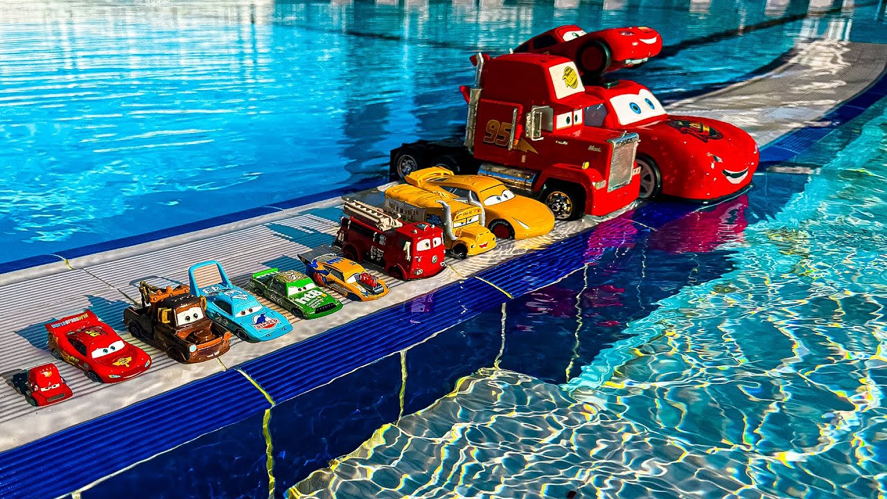 Looking for Disney Pixar Cars On the Rocky Road : Lightning McQueen, Mater, Dinoco McQueen, Mack