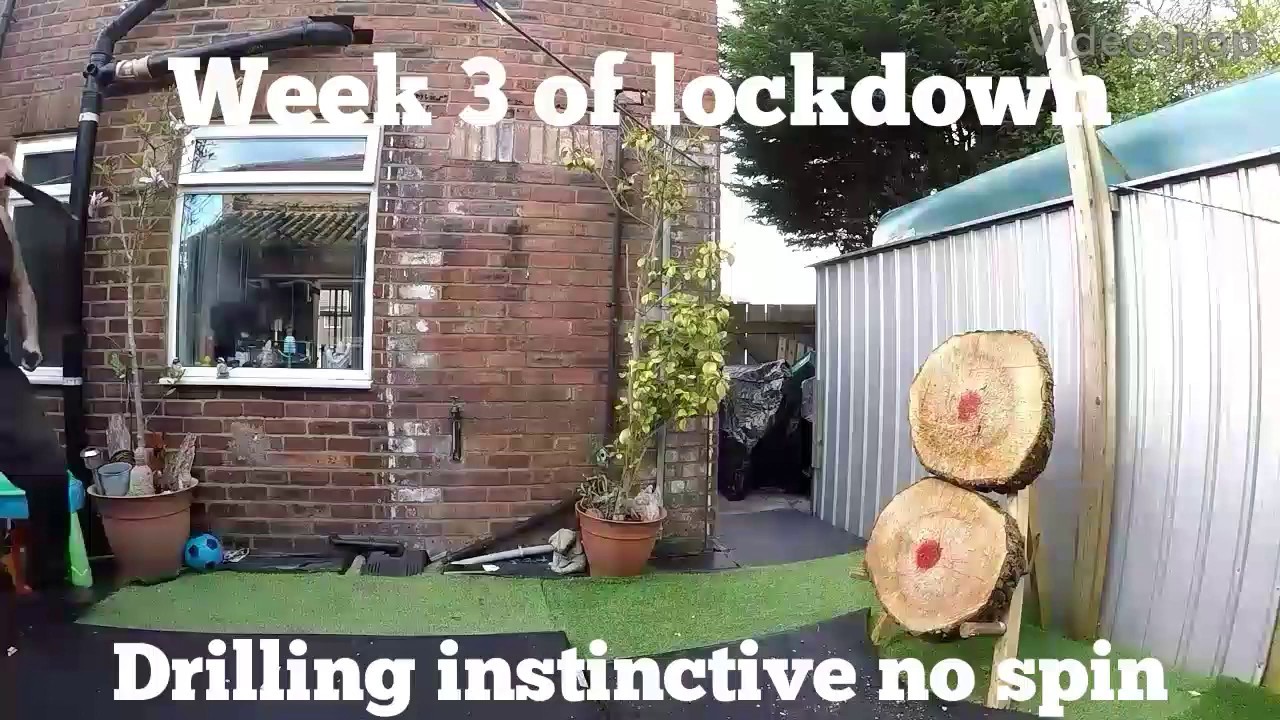 Knife throwing in lockdown (2020) week 3 - instinctive no spin practice