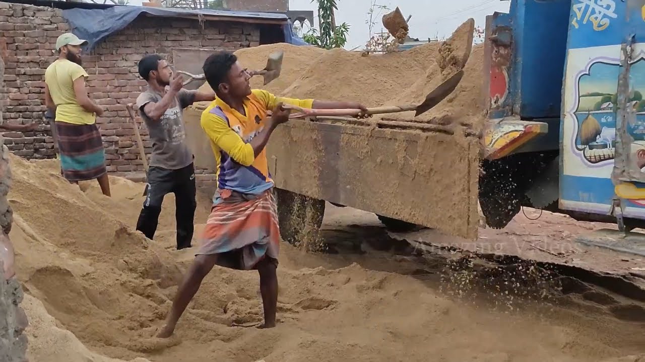 Loading Sand in Truck by Hard Working People | Fast Workers Sand Loading in Truck | Amazing Videos