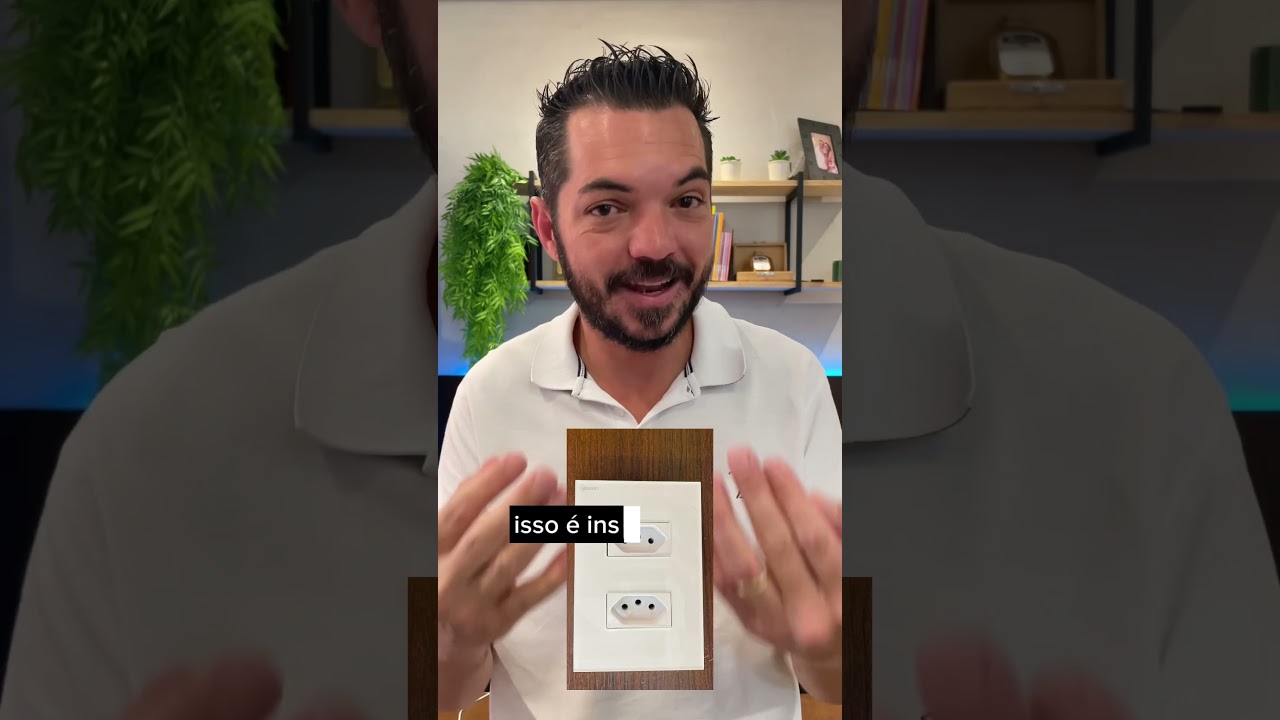 Tomada de tr&ecirc;s pinos, fase, neutro e terra. Existe forma correta de instala&ccedil;&atilde;o. #constru&ccedil;&atilde;o