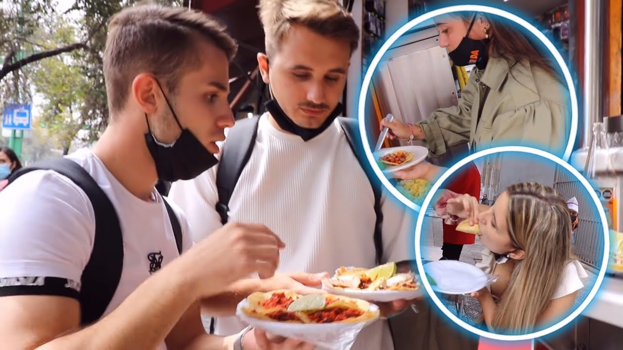 PROBANDO TACOS CALLEJEROS POR PRIMERA VEZ en MÉXICO CON @Aldara y Alex  *experiencia inolvidable*