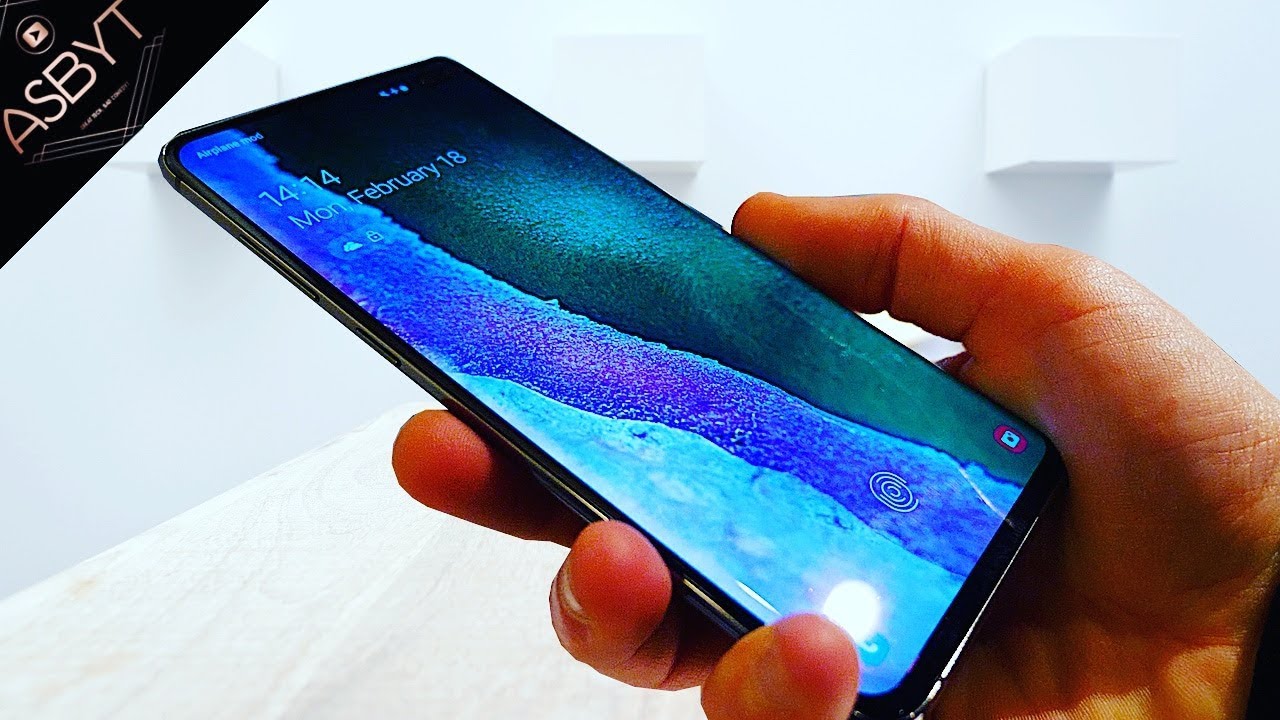 Samsung Galaxy S10 & S10e & Plus - HANDS ON First REVIEW!