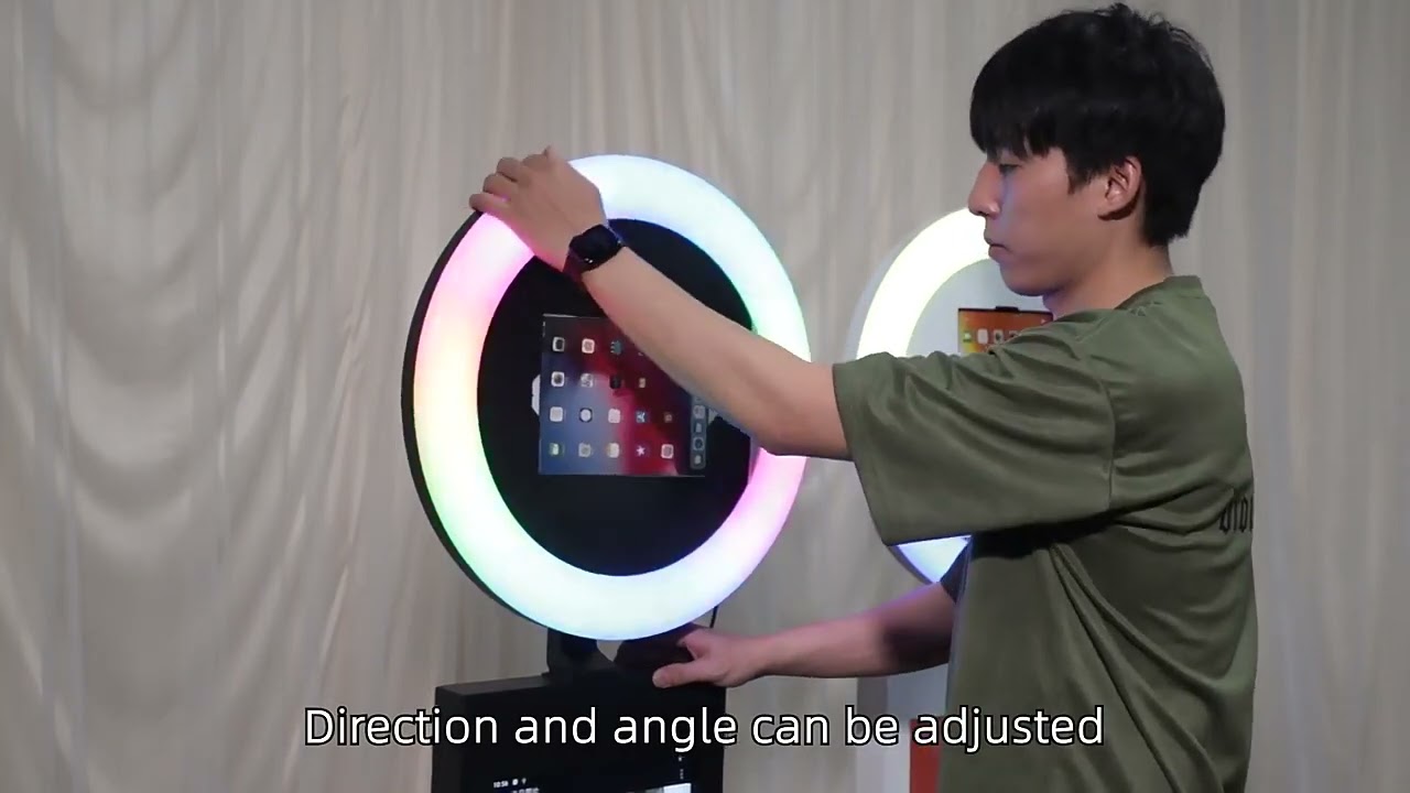 LCD iPad photo booth 