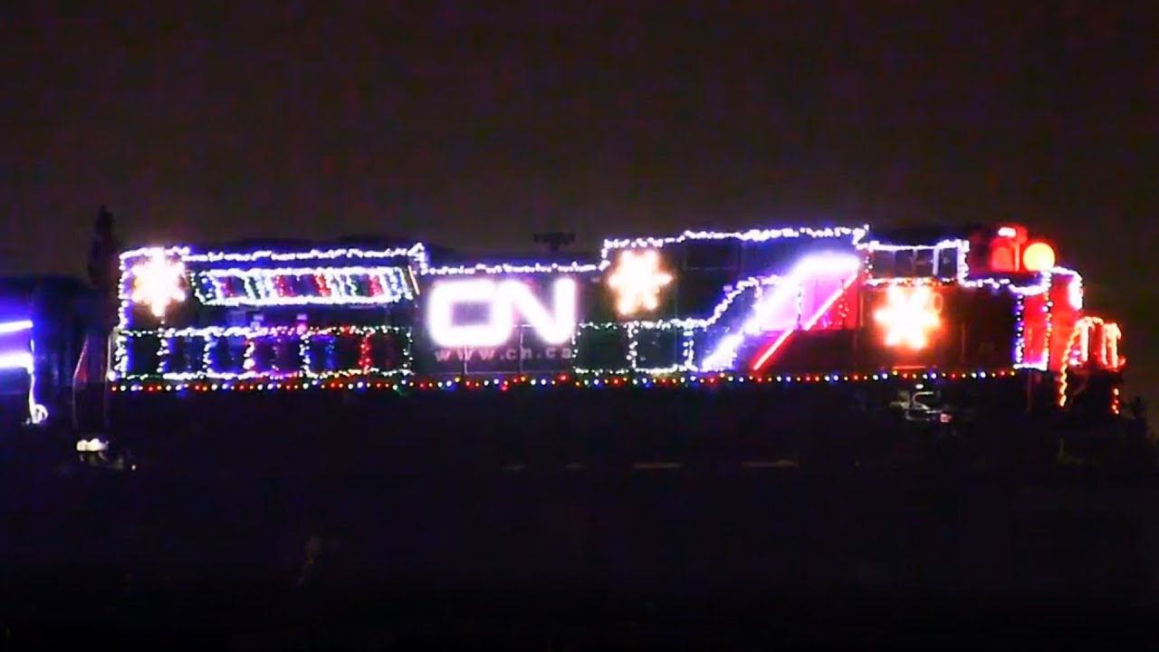 ⛄ Special Christmas Trains Decked Out in Lights! EMD E9A!, BCOL unit, and K5LLAs 🎄MERRY CHRISTMAS