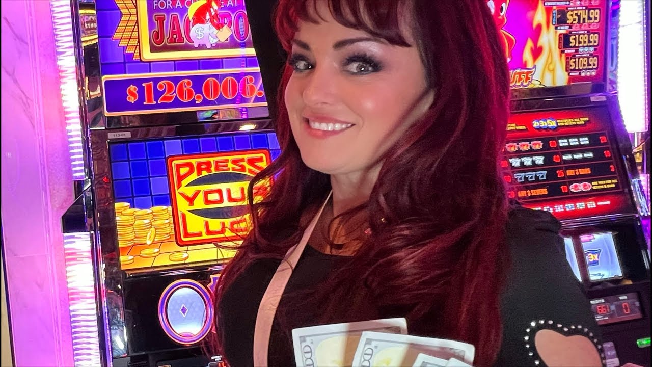 New 3-Reels! 🤩 Surprise Live-in Vegas!  El Cortez Casino 🤩