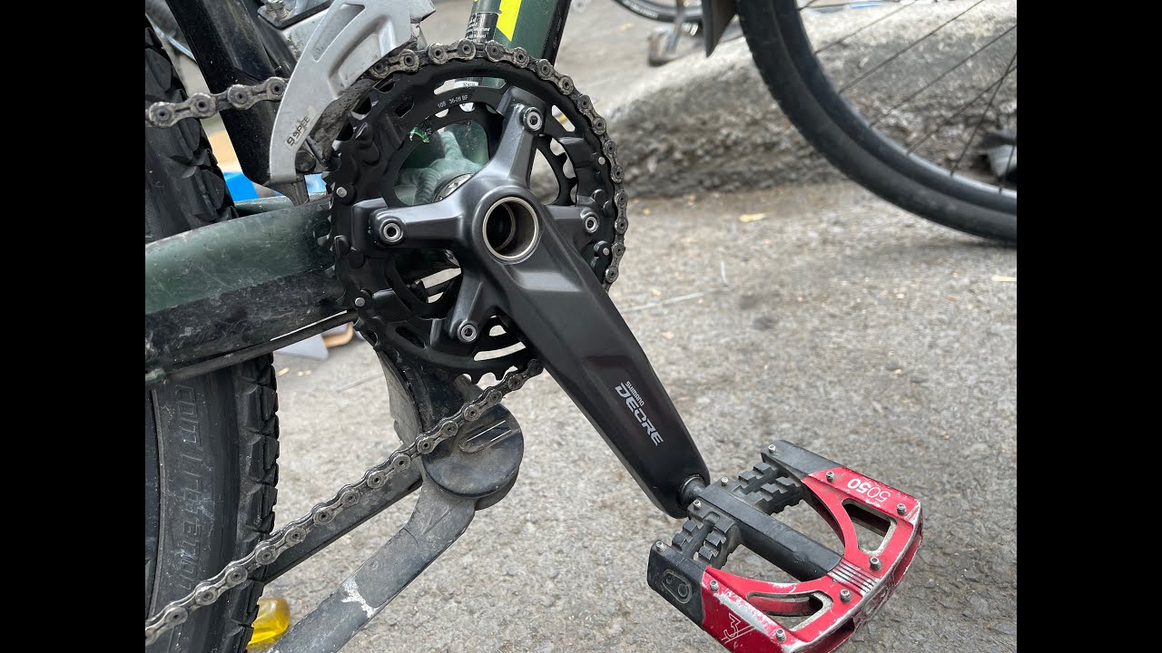 Cambio de Multiplicación Deore Shimano y Eje de Centro 2022