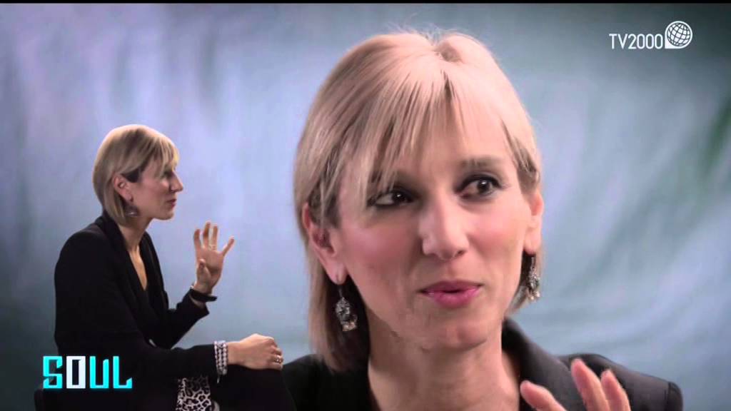 Monica Mondo intervista Costanza Miriano