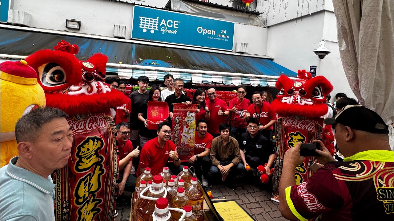 [4K] Pre-CNY Coca Cola Lion Dance Cai Qing @ Ace Fresh Supermarket Ang Mo Kio