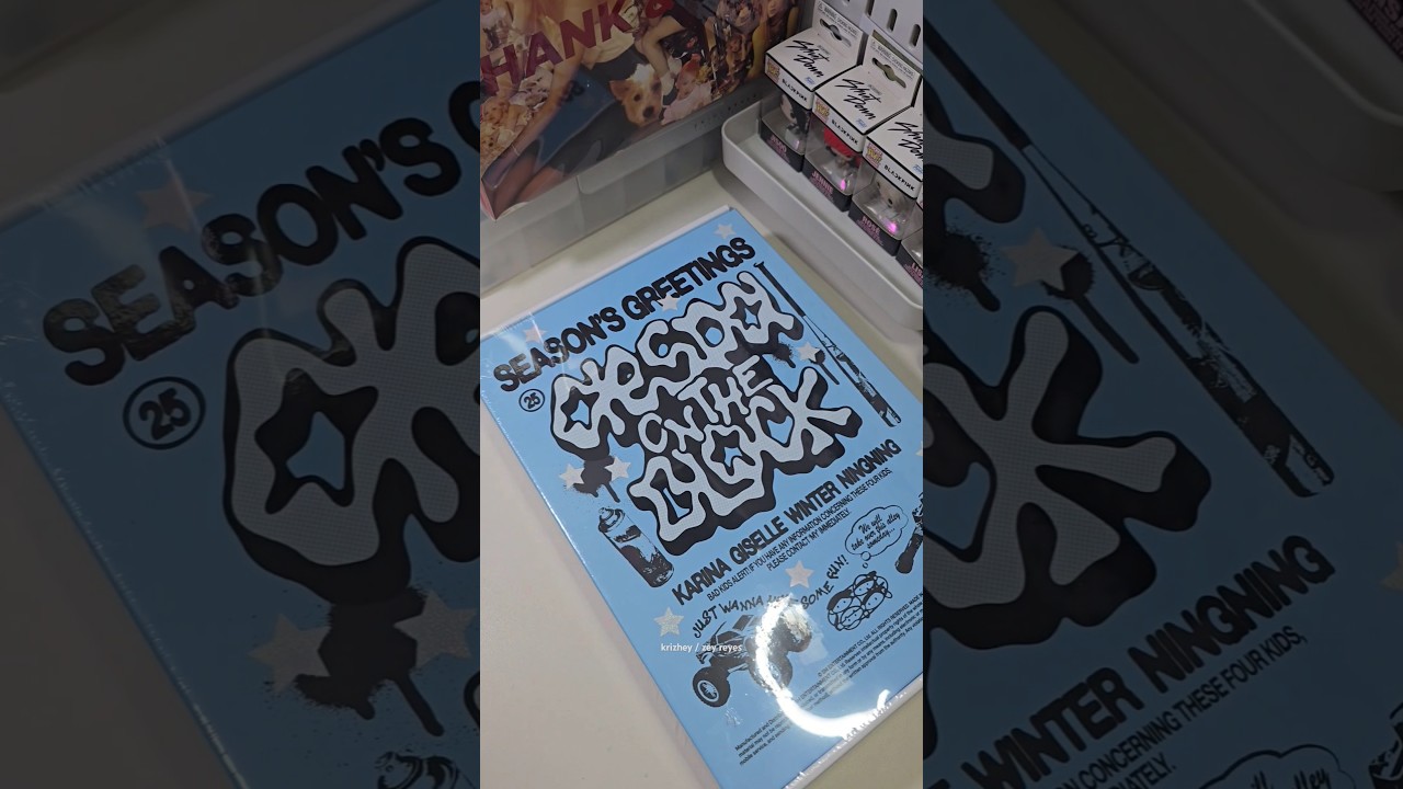 Unboxing Aespa's 2025 Season's Greetings in 1 min  #kpop #unboxing #aespa #aesthetic