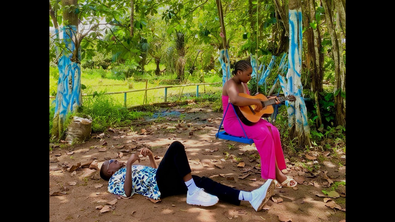 ASSURANCE  ( clip officiel )