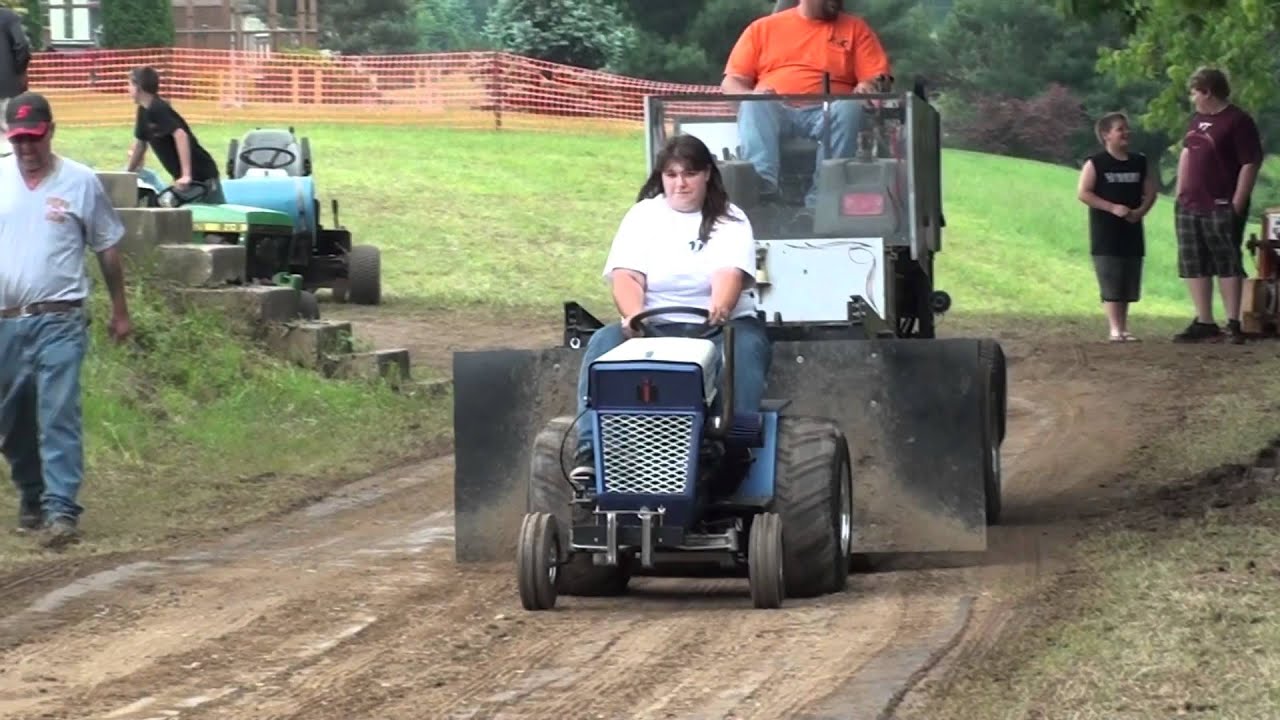 17th Annual Little Guys Show