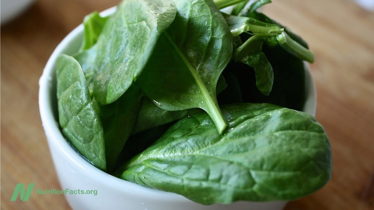 Foods to Improve Athletic Performance and Recovery