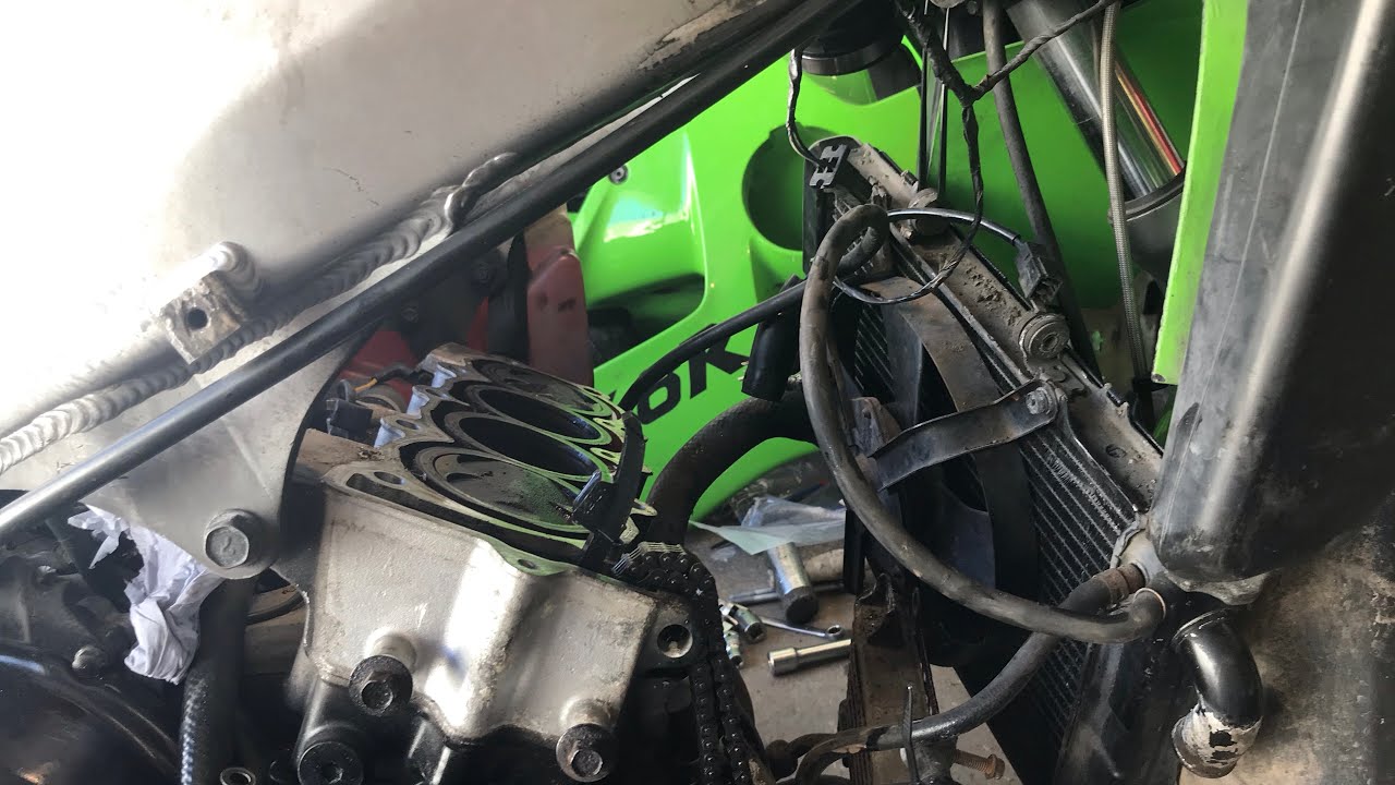 Kawasaki ZX6R