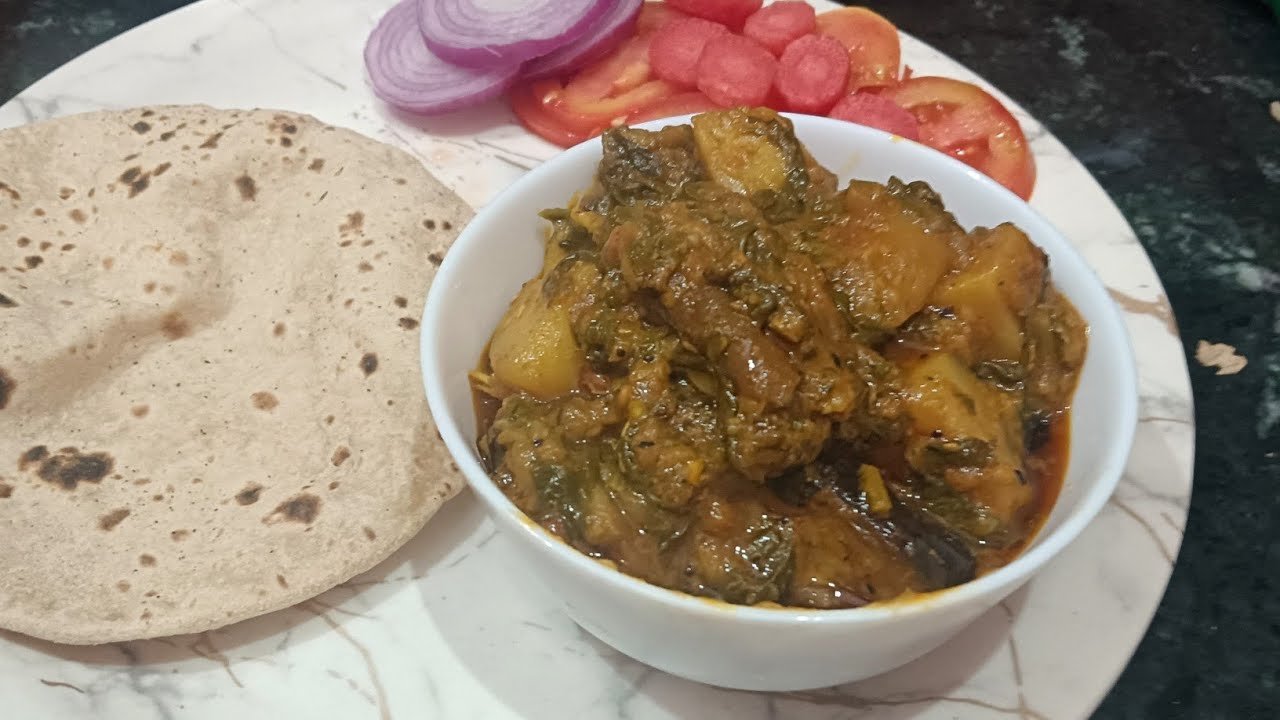 हरि सबजी से बानी आलू पलक और बैगन की स्वाद से भर पुर सबजी!!🤤😍|Viral Recipe|