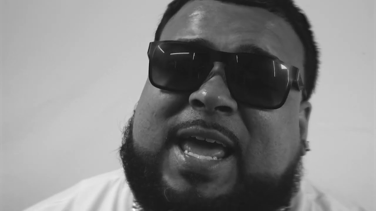 Babylu  - como anoche (Official Video)