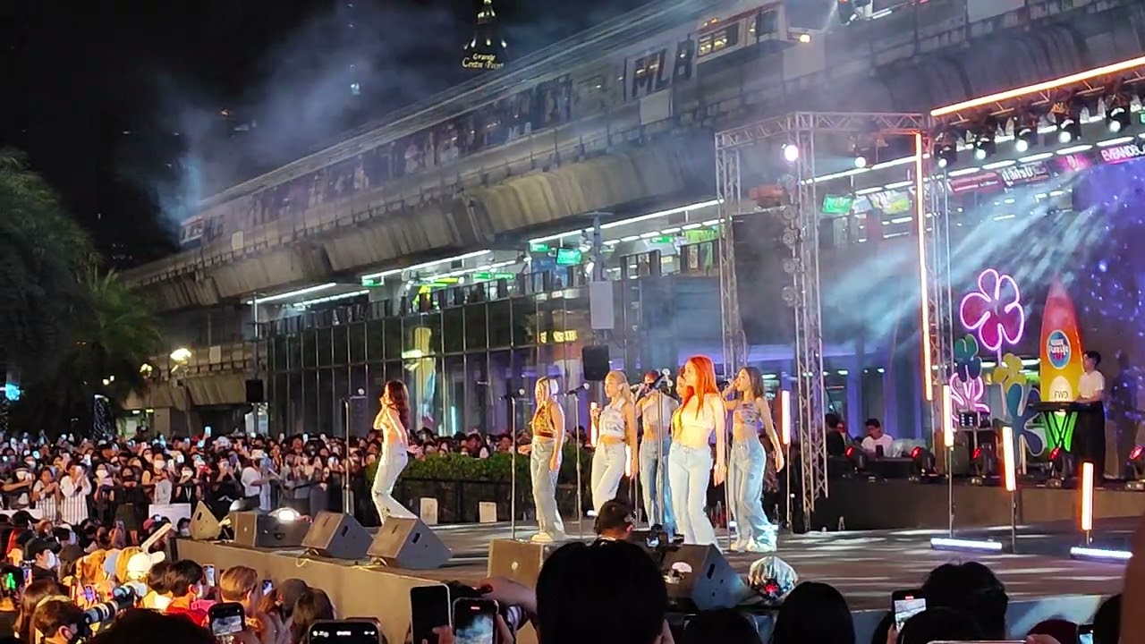4EVE : หยดน้ำตา @ Siam Paragon Summer Ultra Sonic 2023【4K 60FPS】