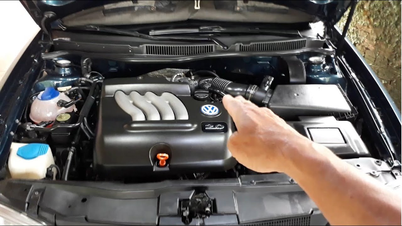 Golf MK4 - Alumínio ou plástico (peças de arrefecimento).