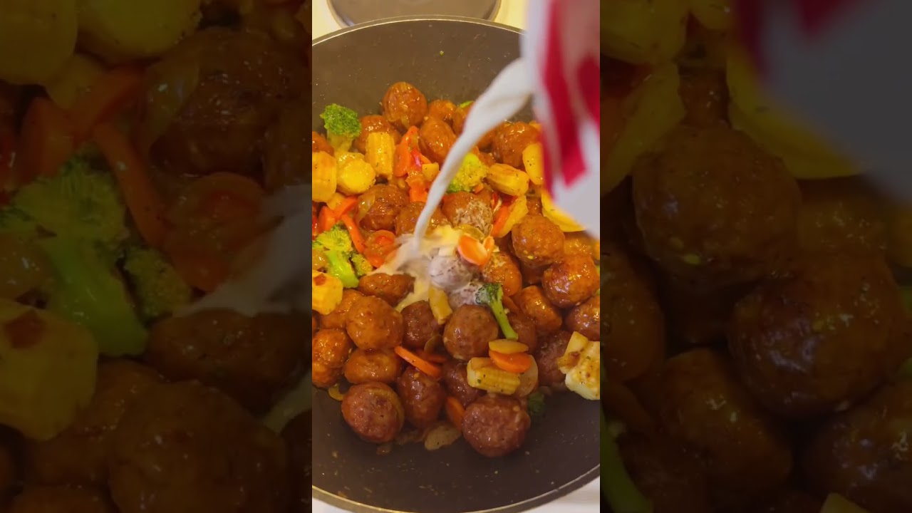 Meatballs with macaroni for dinner 