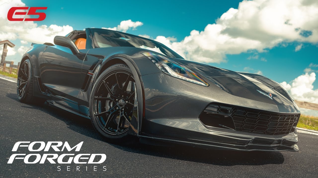 Corvette C7 Grand Sport on E5 Wheels Daytona finished in Gloss Black