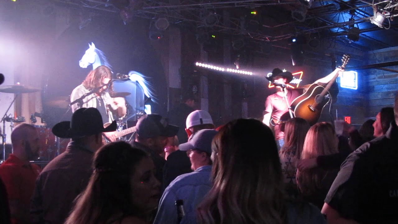 Randall King + Wyatt McCubbin at Cahoots - 90s country medley