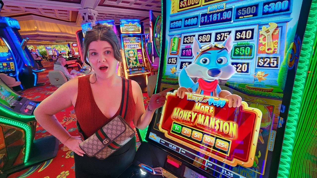 World Premiere of the NEW Huff N' Puff More Money Mansion!