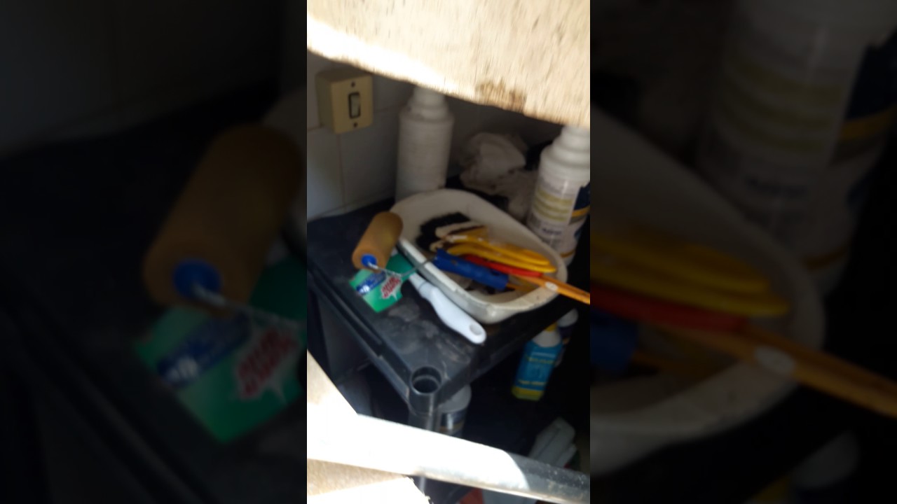 Contator da bomba de hidromassagem da piscina roncando