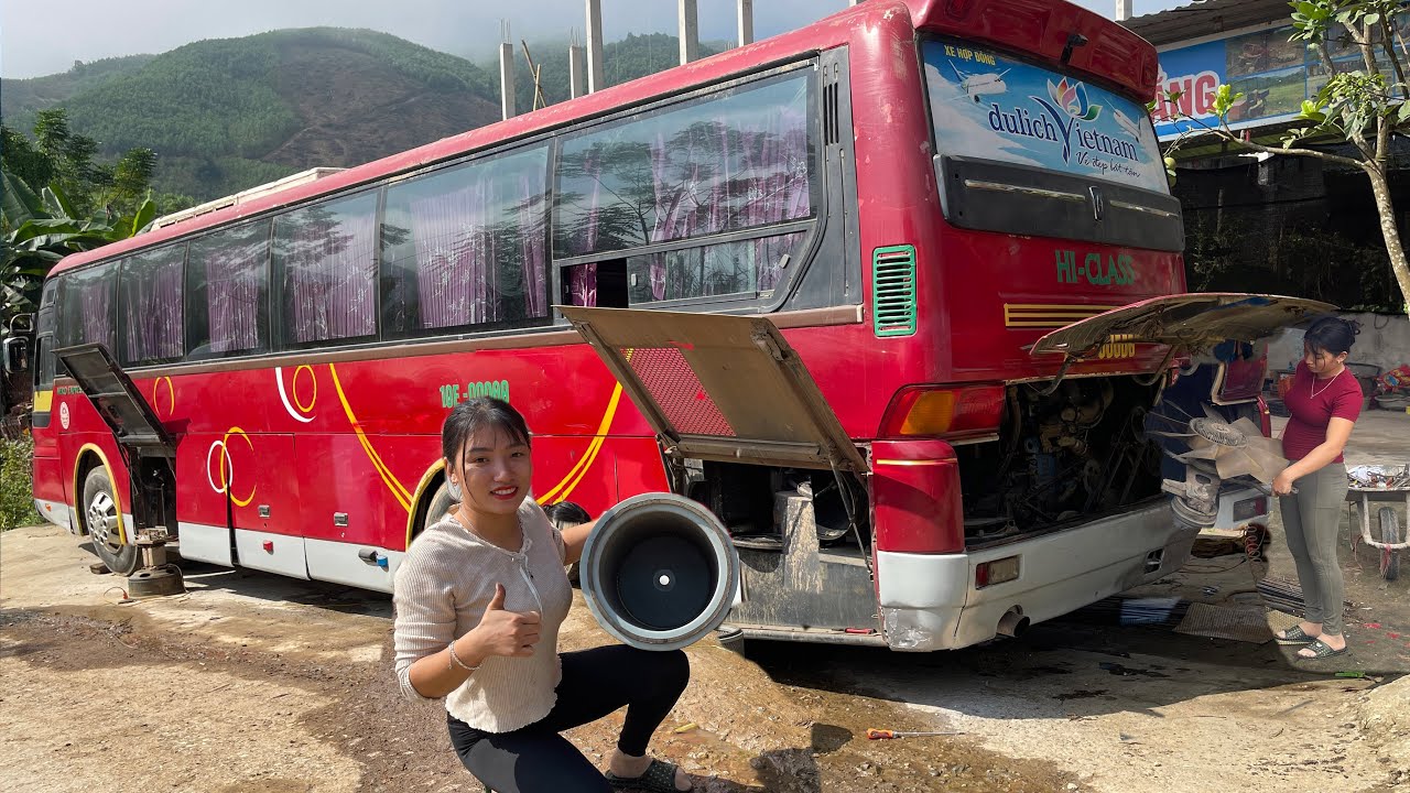 The girl's challenge is to repair and restore the water filter of a 46-seat HUYNDAI car p3