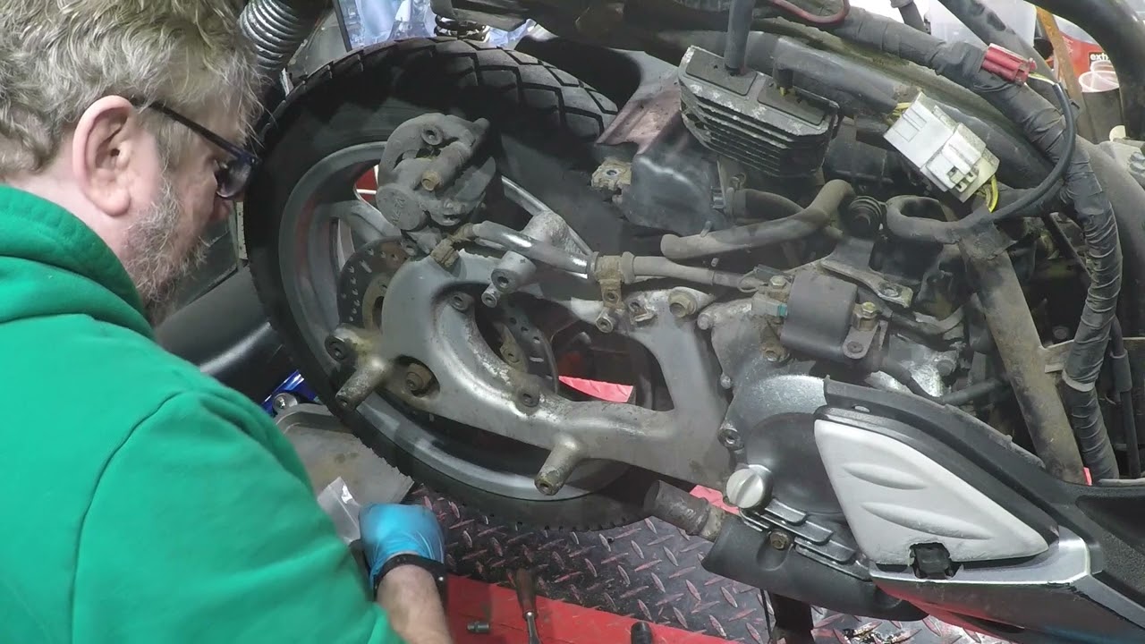 Honda SH300i Winter Project Episode 05