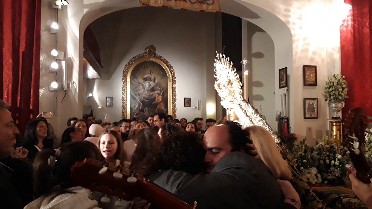 Esperanza de Triana: Besamanos 2018