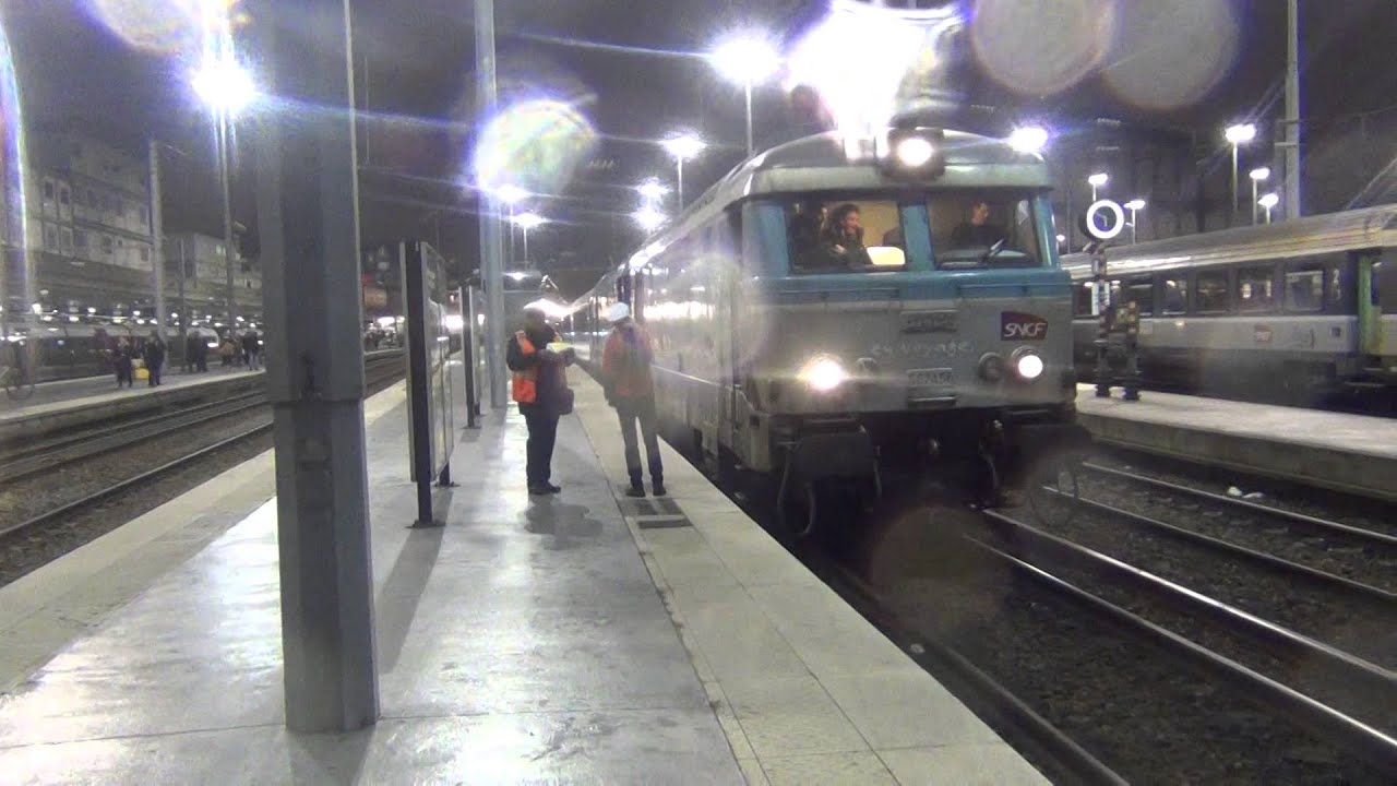 Départ du dernier Paris - Laon en BB67400