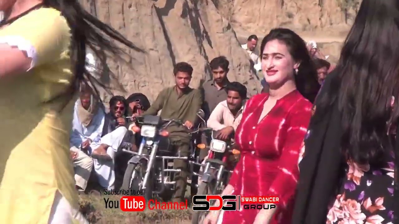 Miss Karishma new dance video please support this channel this is new account more video show 