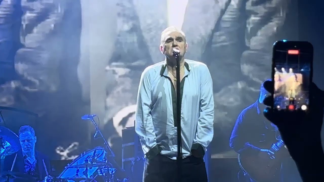 Morrissey - Last Night I Dreamt That Somebody Loved Me . Fabrique Milano. 9/3/25