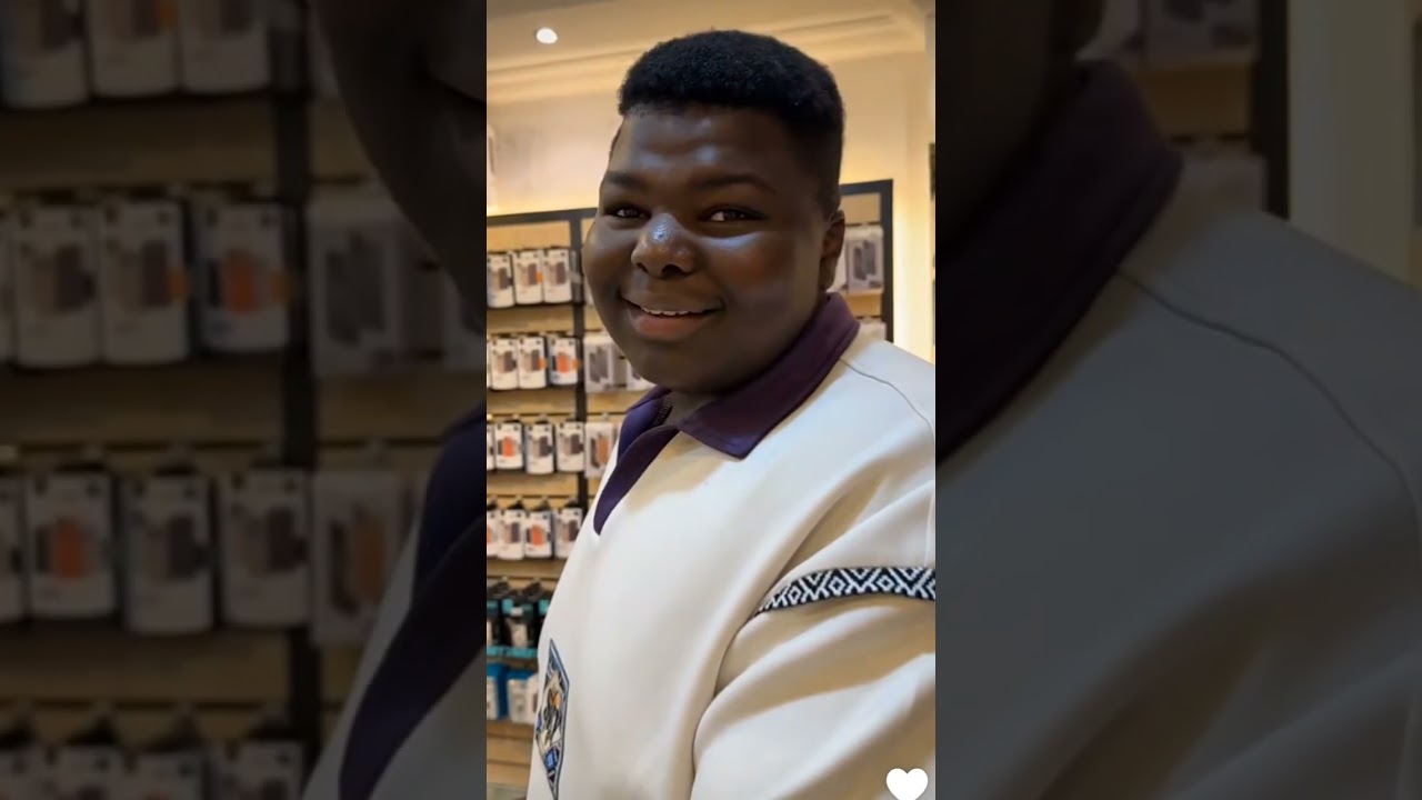 الكحلي هيفرح بلبل بأيفون ١٧ برو ماكس 😂😂