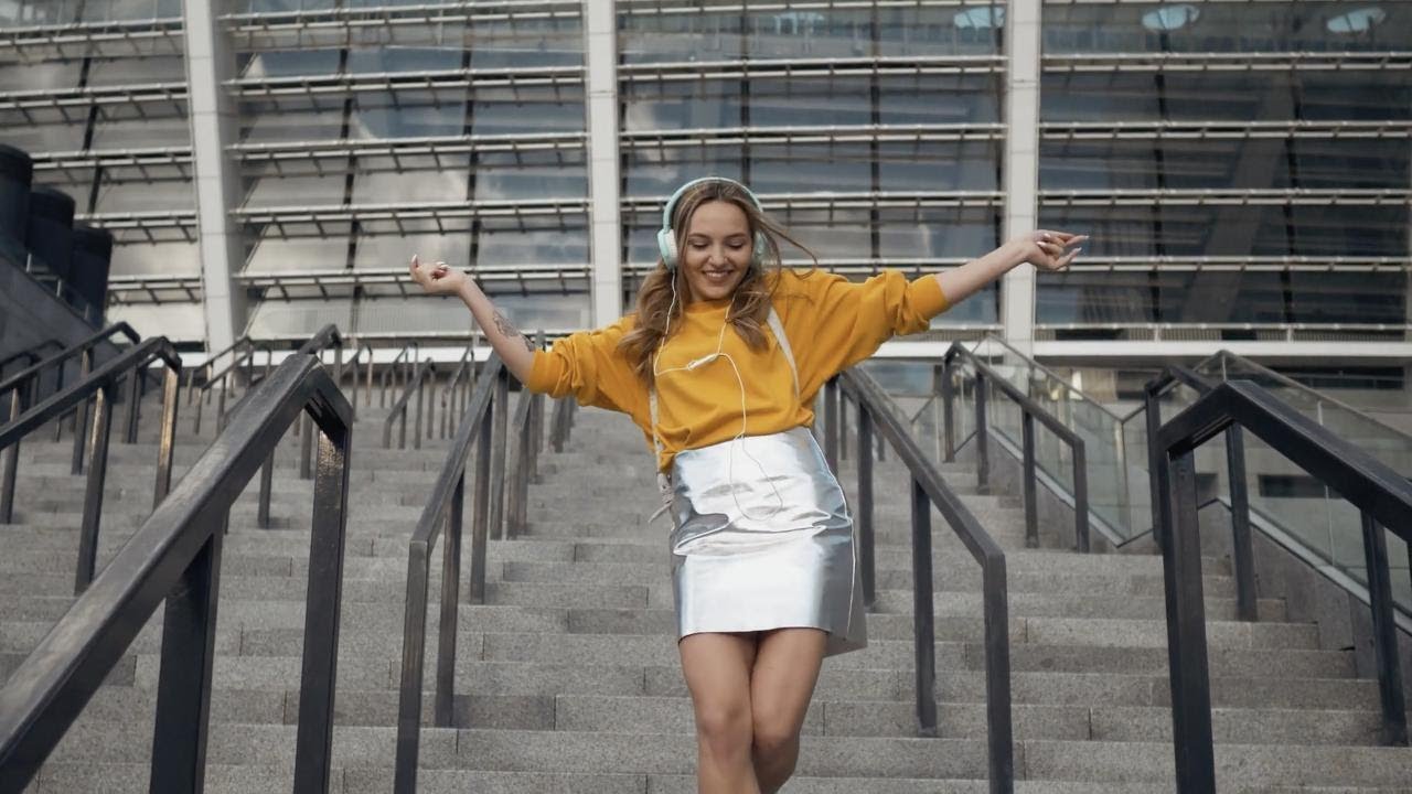 The exceptional EY experience. It's yours to build.