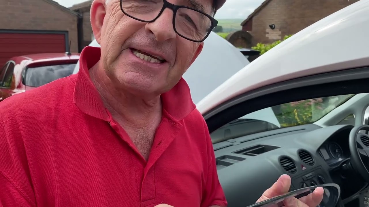 Простые советы по установке ветрового дефлектора на Volkswagen Caddy #автомобиль #жизньвфургоне #...