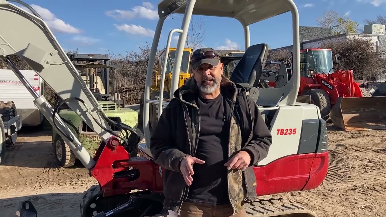 Takeuchi TB235 review and walk around 751