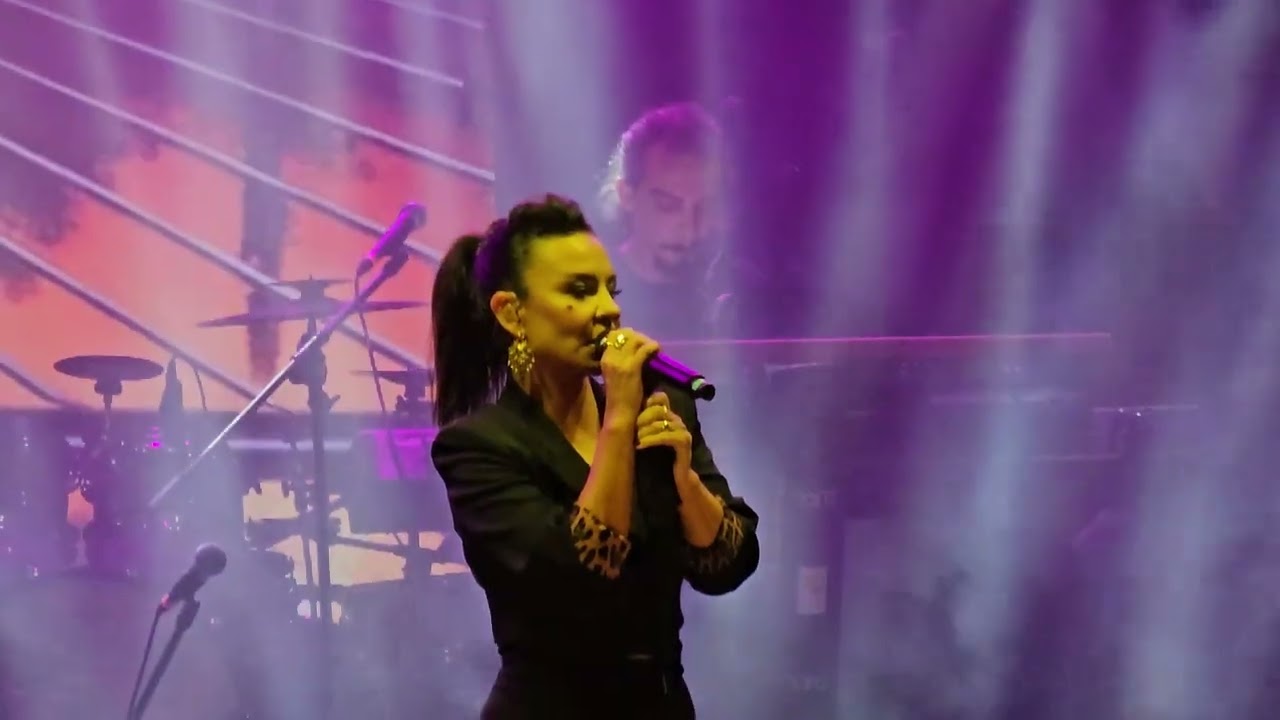 Fatma Turgut - Sen Ona Aşıksın 23.09.2023