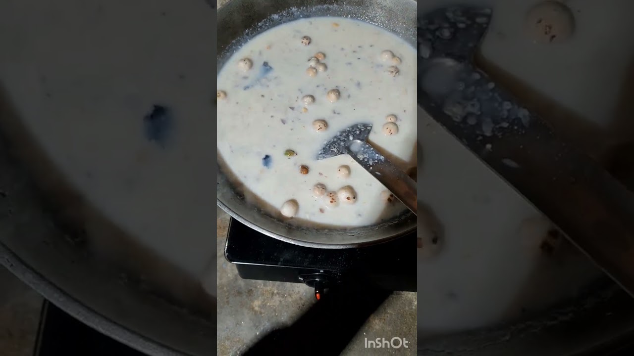 अस्सलाम वालेकुम खीर पूरी किसको किसकोखाना है 😋😋🥰🥰🤩🍚🍚 