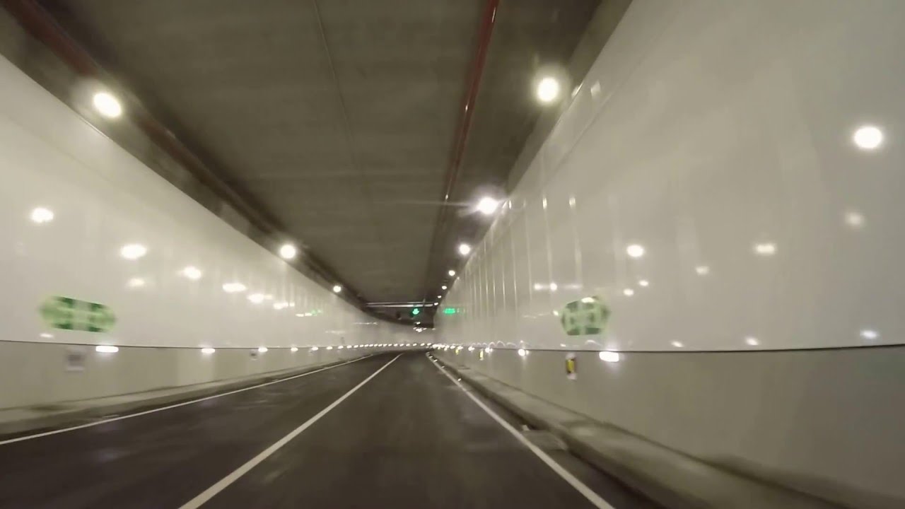 El túnel del Parrote a la Marina en 1 minuto. A Coruña