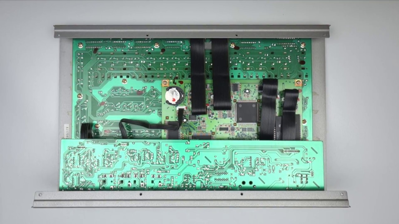 Bleepboxes Episode Two: Roland MC 303 Repair